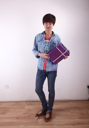 ��������