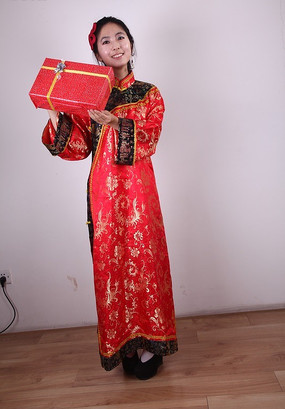 ���� ����