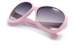 ��ɫ��̫ͯ����ͼƬ