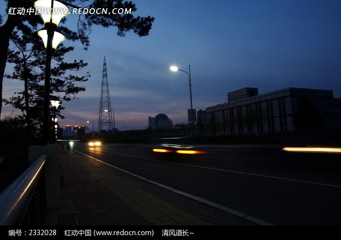 城市馬路夜景