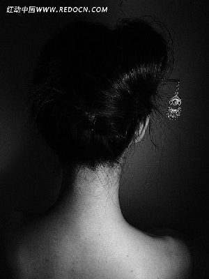 ��Ů�ڰ���Ƭ