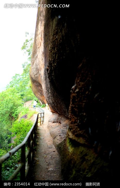 ��ϼɽ����С·ͼƬ