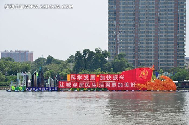 Ư������