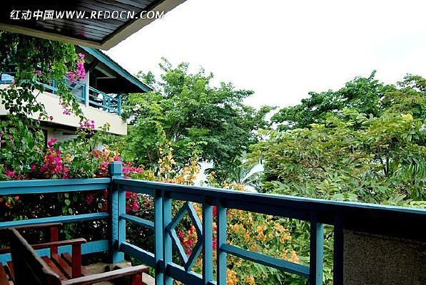 �ռ����Ƶ�