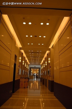 ����ҫ�й㳡