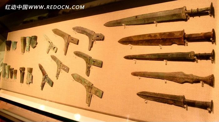 ����չ��