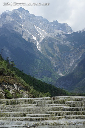 ����ѩɽ�ʺ���