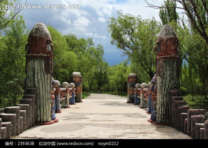 ԰���е�С·ͼƬ