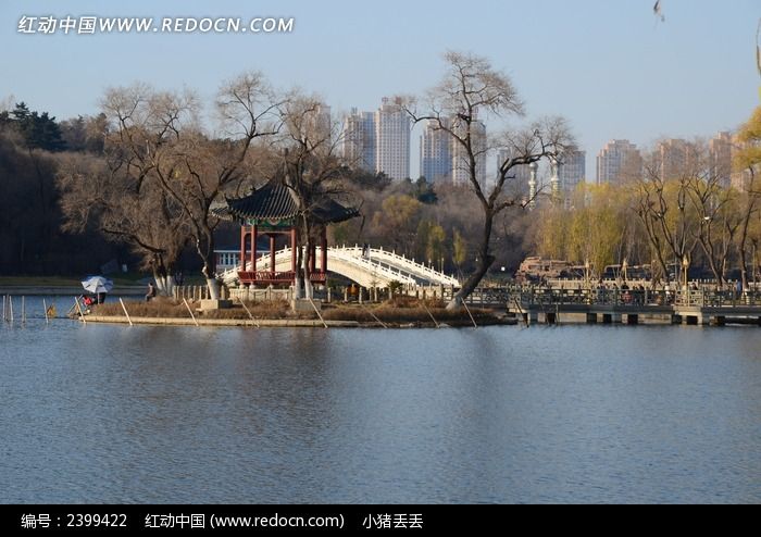 ��ɽ���ϵ�ʯ���ź���ͤͼƬ