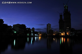 ���۳���