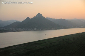 ������ɽ