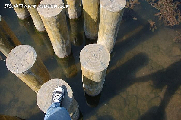 ˮ�е�����