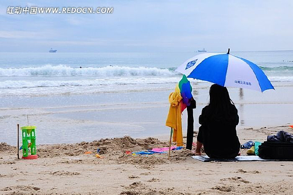 �����ϵ�Ů��