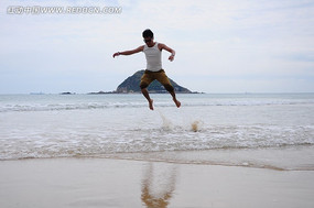 �������