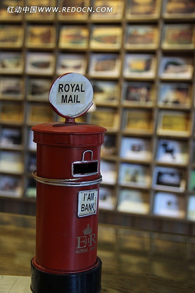 ��ɫ������