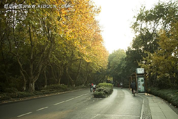 ���ݵĹ���վ