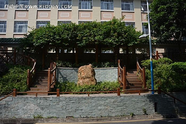 �����´�