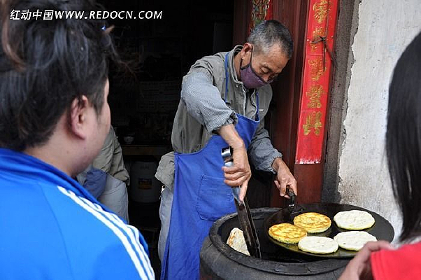 ��ɫ���С��