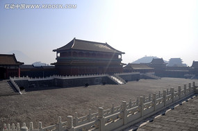 ���������µ��Ͻ���