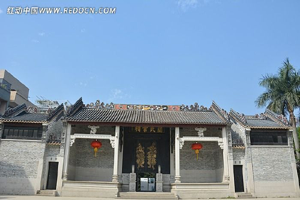 ��ɫ����