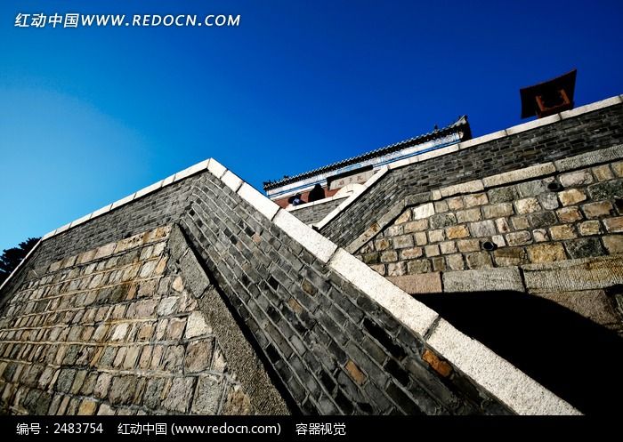 ̩ɽ��ΰ�ĹŽ���ͼƬ