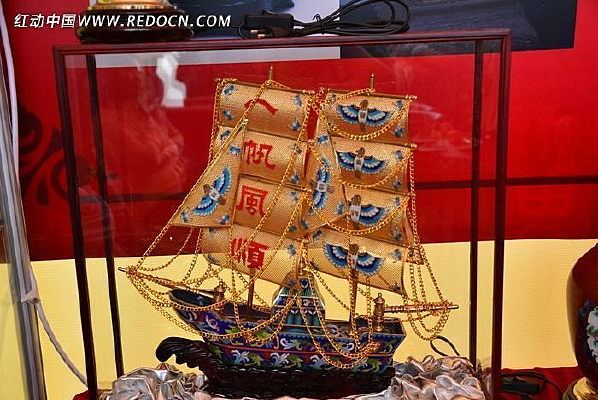 ���շ���