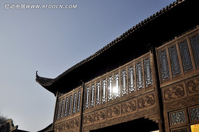 ��ʽľ����