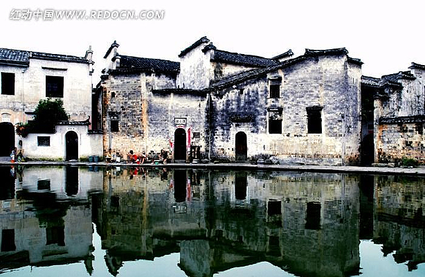 ���պ�����