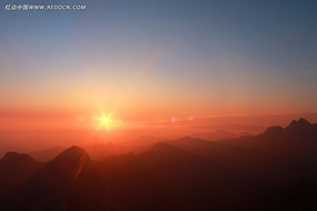 ����ɽ��