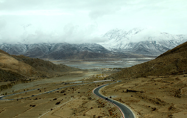 ѩɽ��ɽ��·