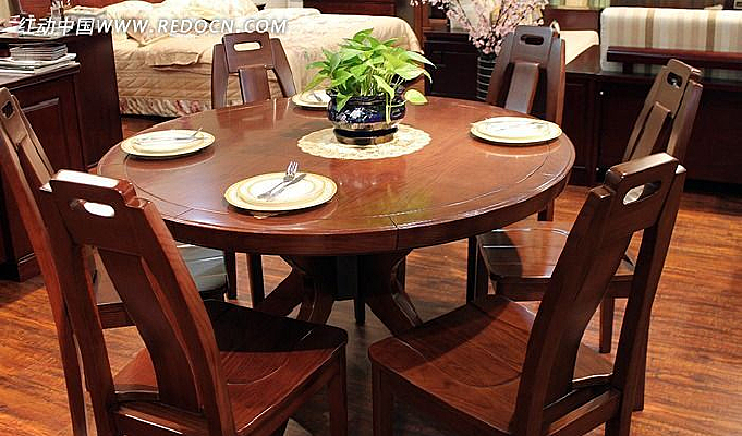 ʵľ������Բ��