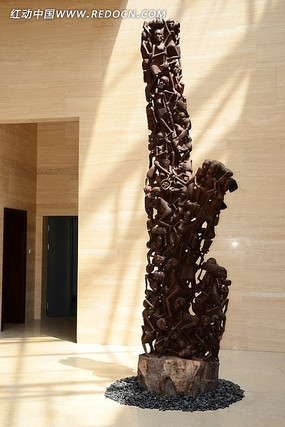 ����Ů��