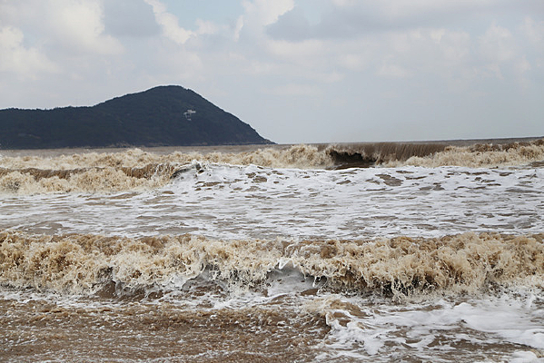 ���߲���