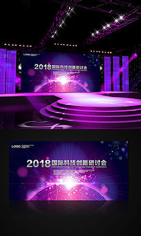 ��ɫ����