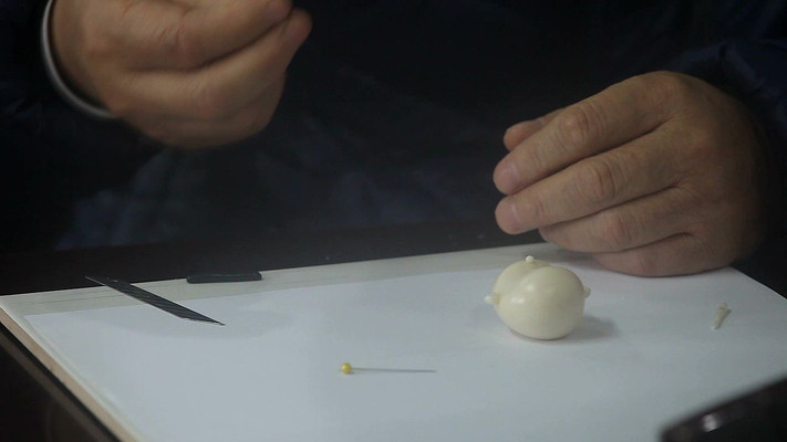 �ֹ���������д�й�����ʵ����Ƶ�ز�