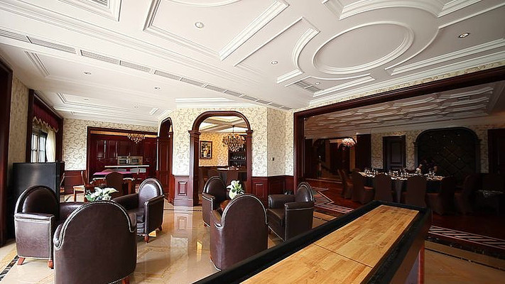 �ߵ����г�����Ƶʵ��