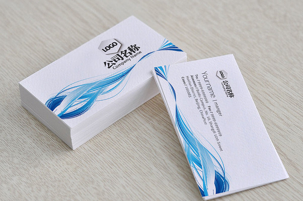 ��ɫ������Ƭ