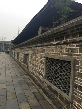 民国风情街特色围墙