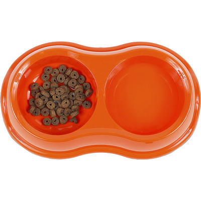 狗盆里的狗粮 狗盆里的狗粮