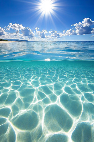 阳光照耀下的碧蓝海滩 阳光照耀下的碧蓝海滩