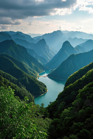 山谷中央的一条河流