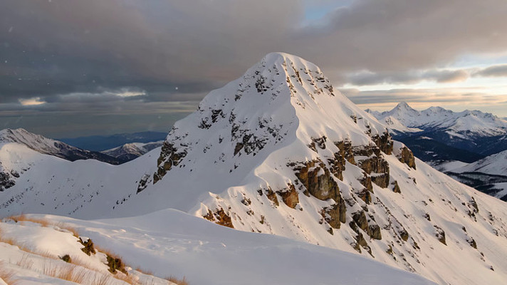 ѩɽȫ����Ȼ����ز�