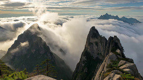 黄山云海山峰全景