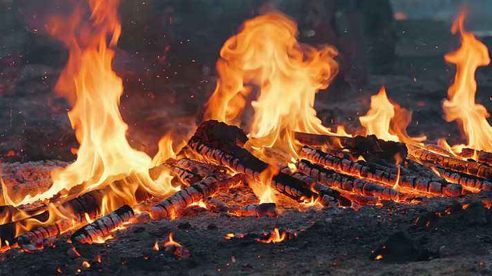 篝火燃烧特写素材 篝火燃烧特写素材