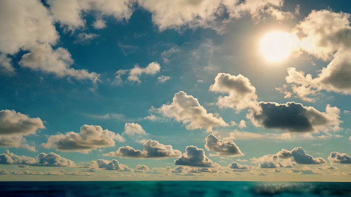 蓝天云海海上阳光景观 蓝天云海海上阳光景观