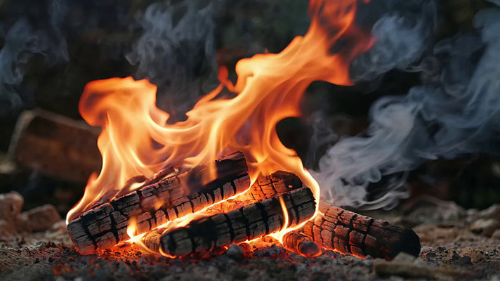 燃烧的篝火特写素材 燃烧的篝火特写素材