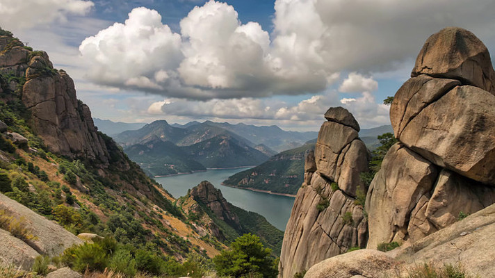 ɽ�������Ȼ���ȫ��