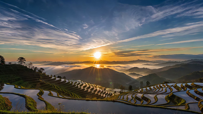 梯田日出自然风光 梯田日出自然风光