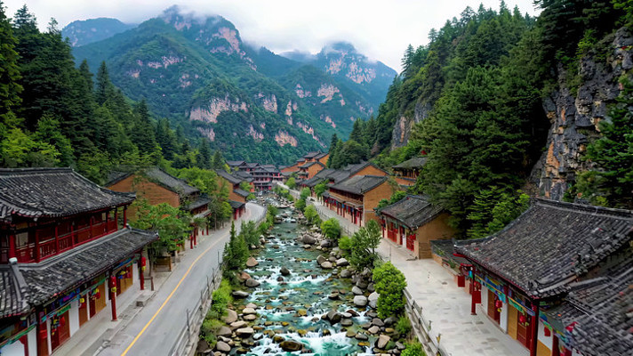 山谷中式村落自然风光 山谷中式村落自然风光