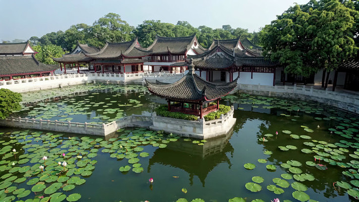 中式古建筑池塘景观 中式古建筑池塘景观